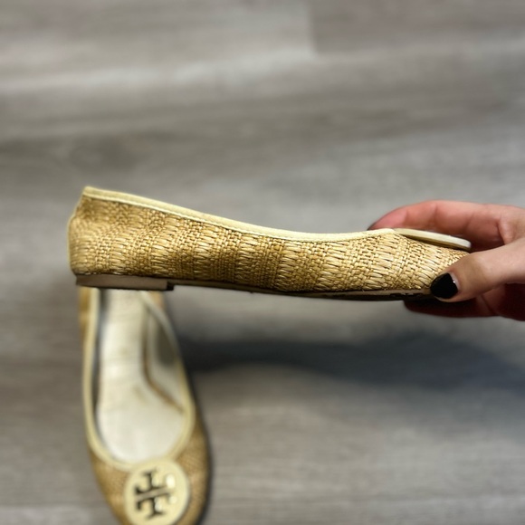 Tory Burch Beige Woven Flats - Picture 5 of 6